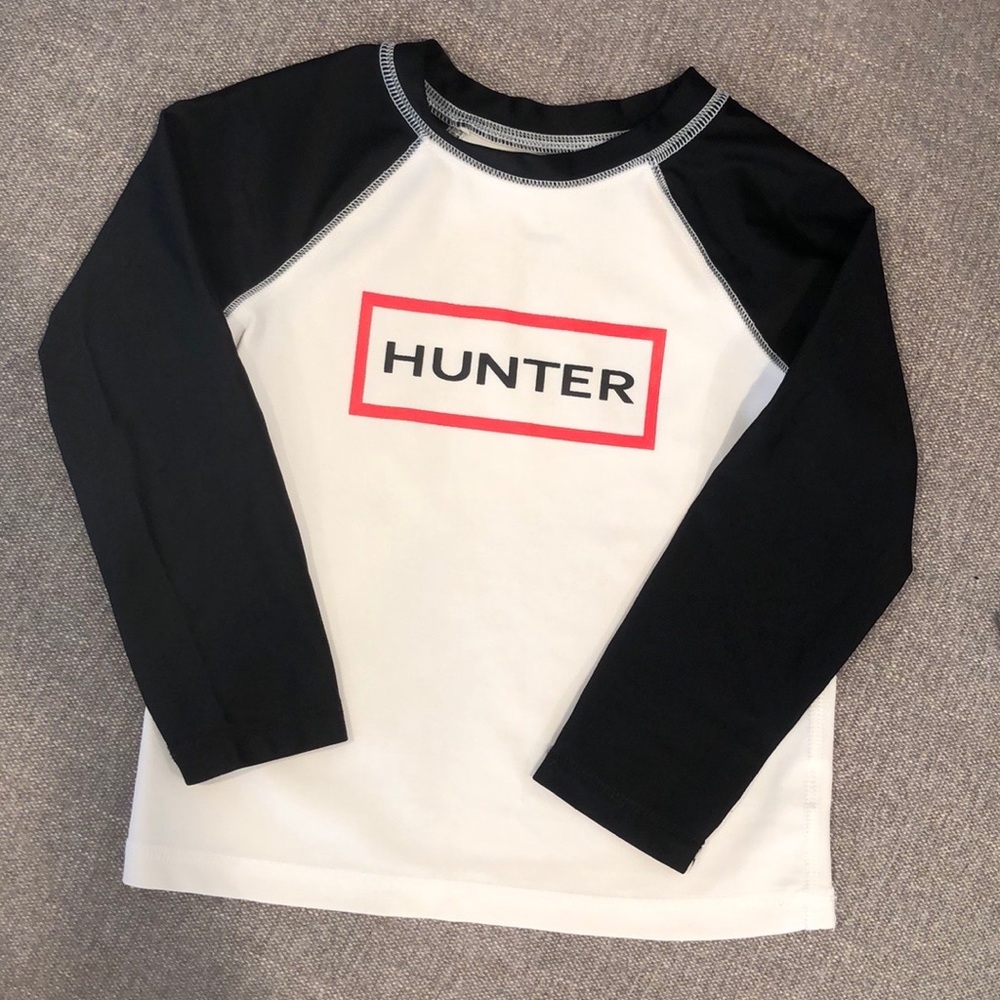 4T NWOT Hunter for Target Rashguard